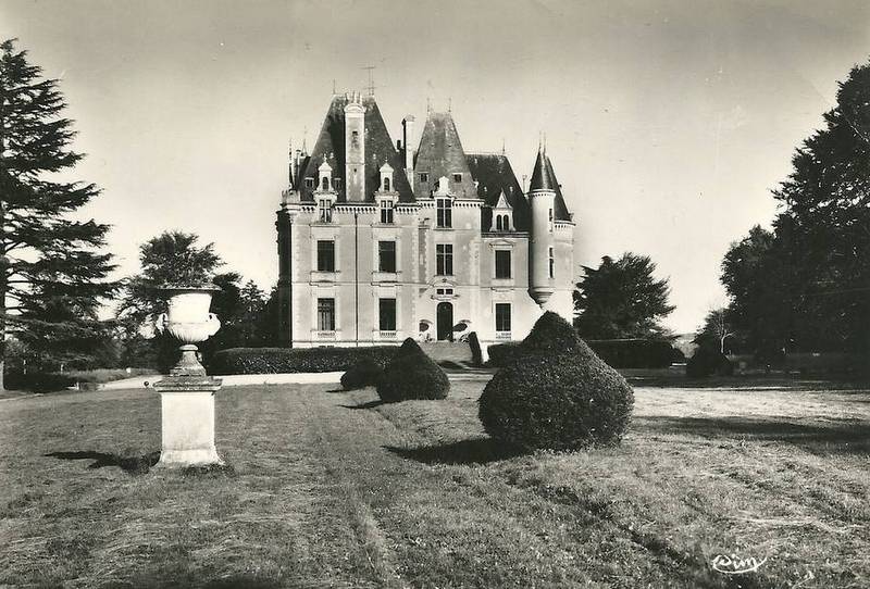 Carte postale ancienne du Château de Beauchamp
